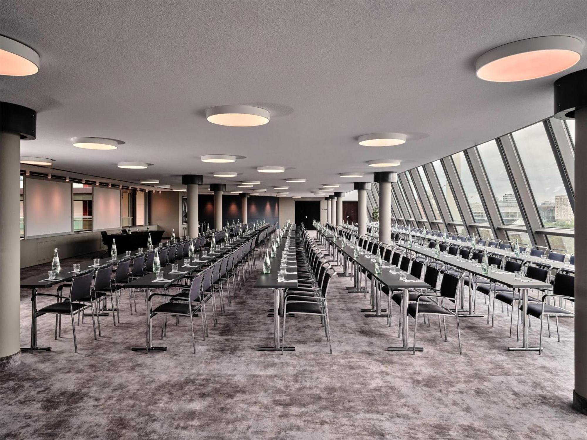 Radisson Blu Hotel, Hotel 5*