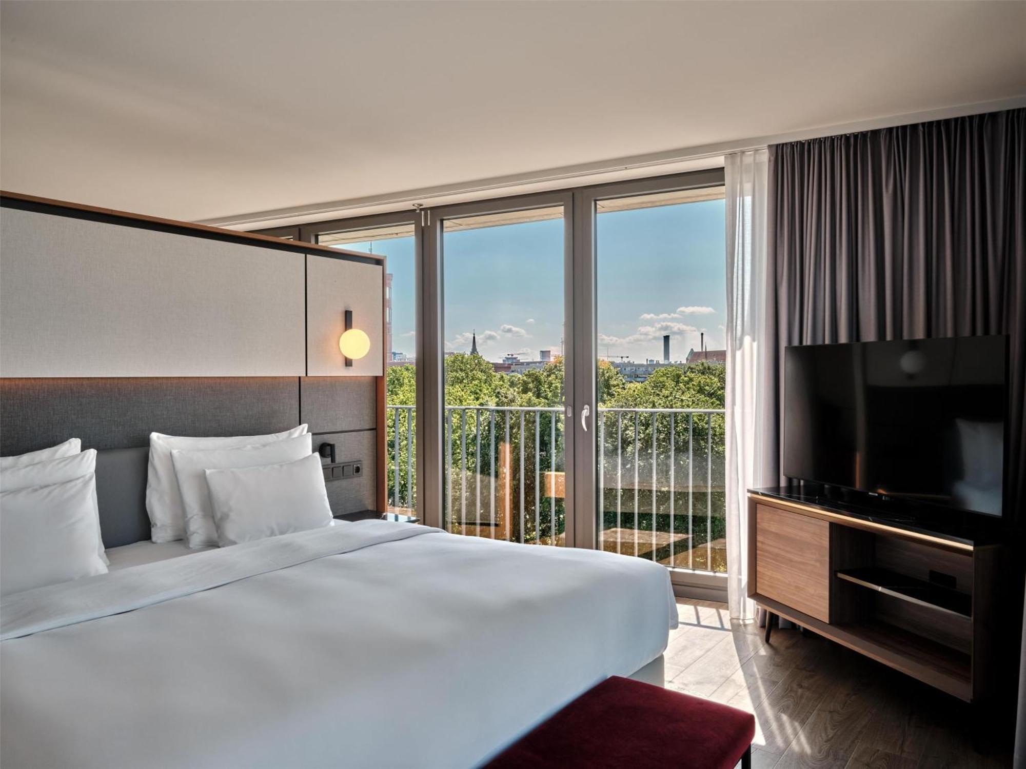 Radisson Blu Hotel, 5* Berlin