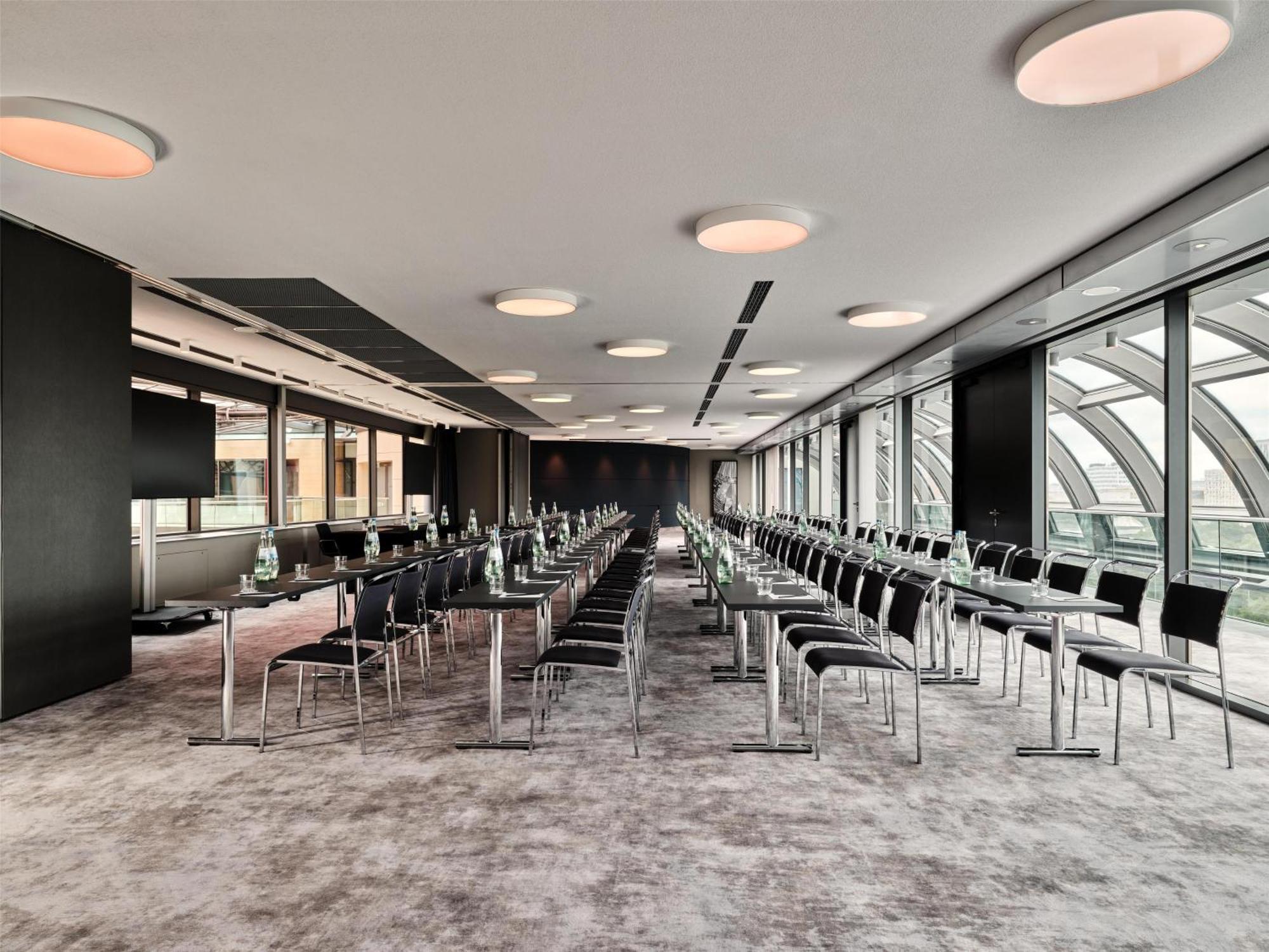 Hotel Radisson Blu Hotel, 5*