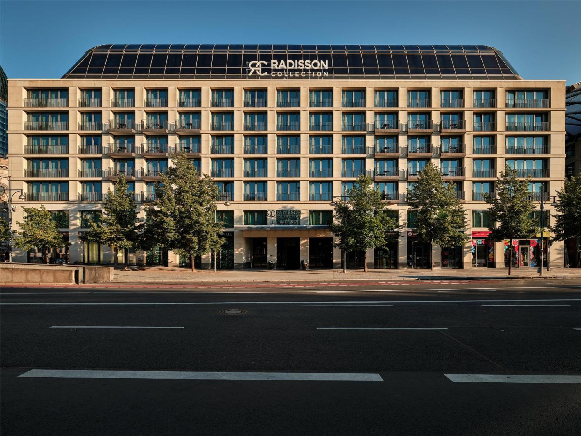 Radisson Blu Hotel, 5*