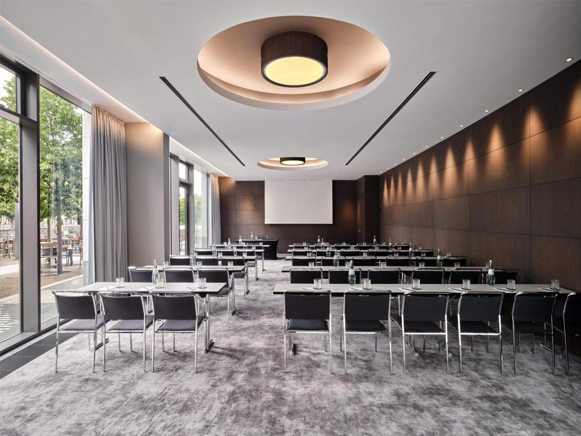 Hotel Radisson Blu Hotel, 5*