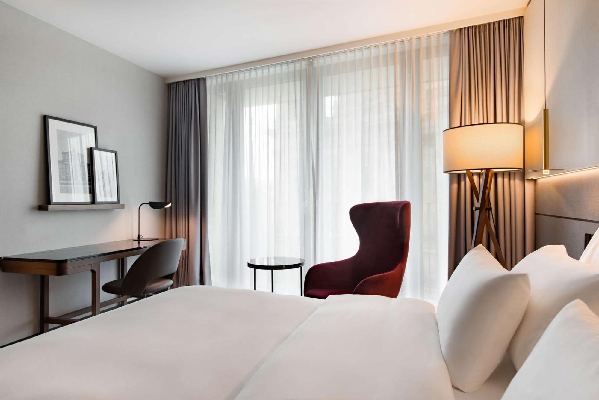 Radisson Collection Hotel,