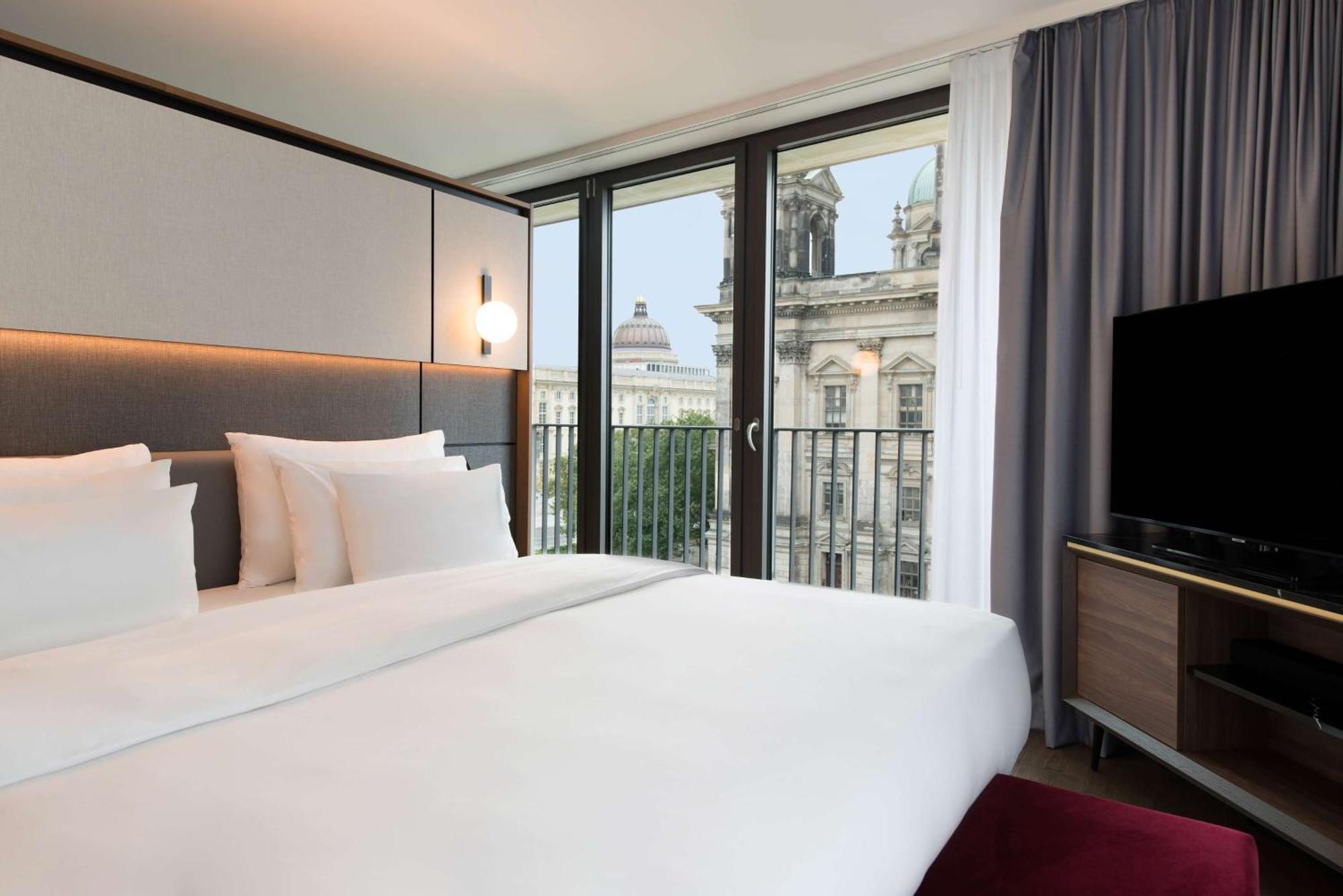 Radisson Collection Hotel,