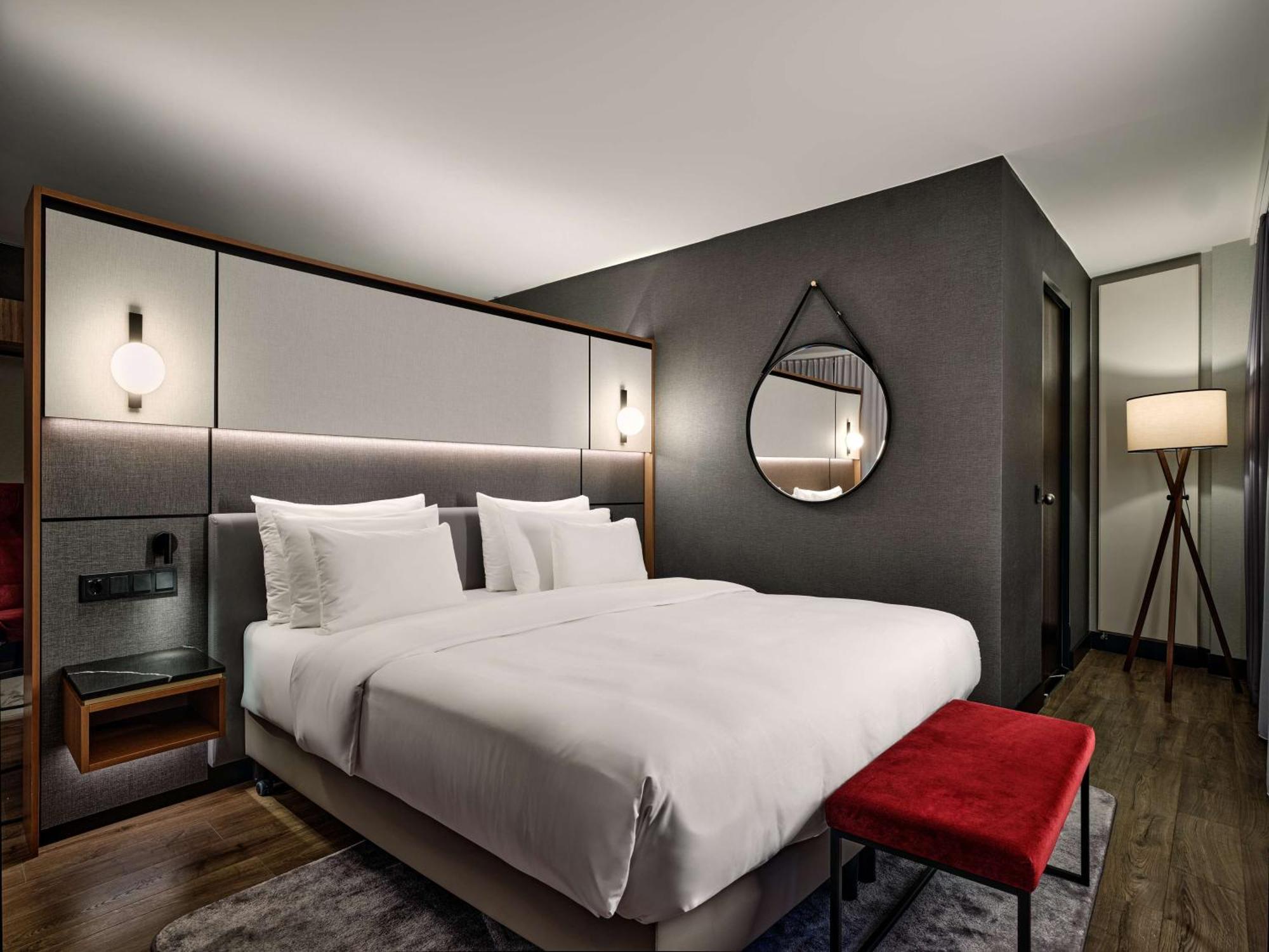 Hotel Radisson Collection Hotel, 5*