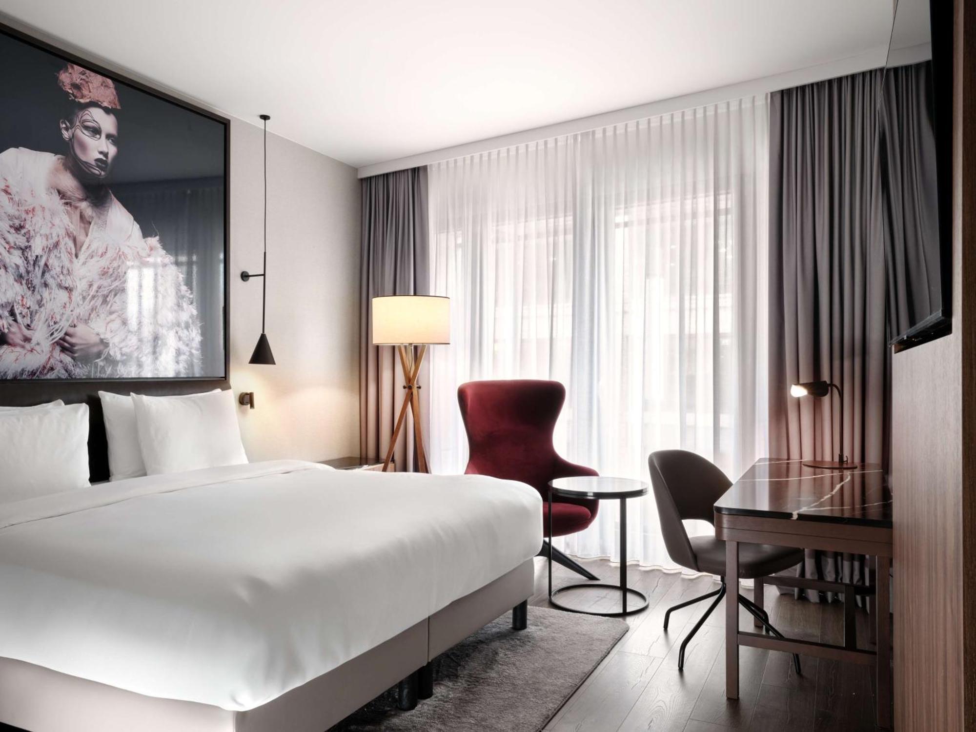Radisson Collection Hotel,